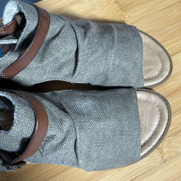 Blowfish Boho Tan & Brown Balla Open Toe Canvas Sandals w/Belt (Size: 7.5) - Picture 11 of 12